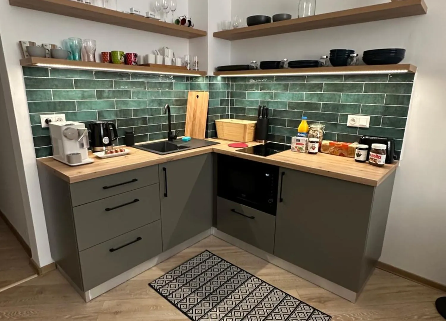 פראג Modern Apartment In The Heart Of Vrsovice