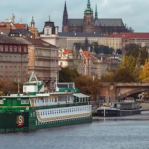 3* Bådhotel Admiral