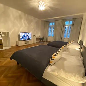 Wenceslas Square Big Appartement