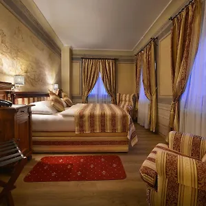 4* Ξενοδοχείο The Charles