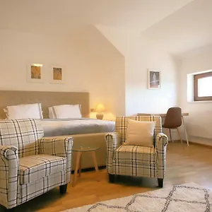 Expat House Прага