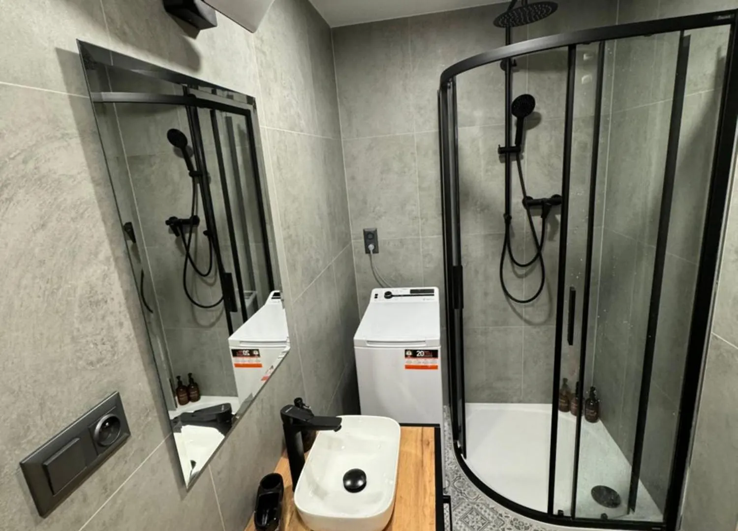 Modern Apartment In The Heart Of Vrsovice Prague Czech Republic